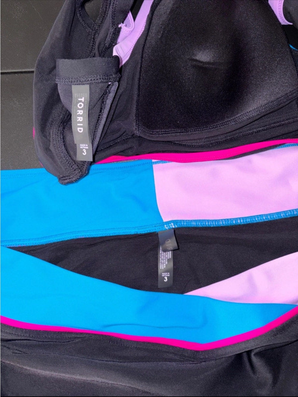 V- #T201 - Torrid Black Hot Pink Blue Tankini Set -3X - Picture 3 of 3